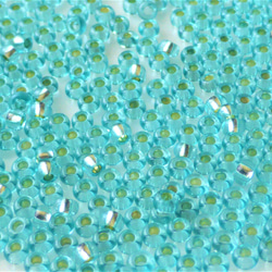 10 克 11/0 2 毫米透明藍綠銀寶仕奧莎捷克種子珠 第3張的照片