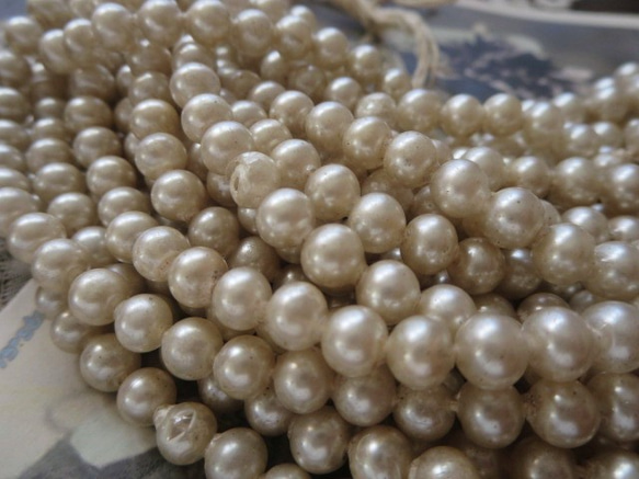 *♥Antique Souffle Glass Beads Grayish Beige 6mm １Strand*♥* 1枚目の画像