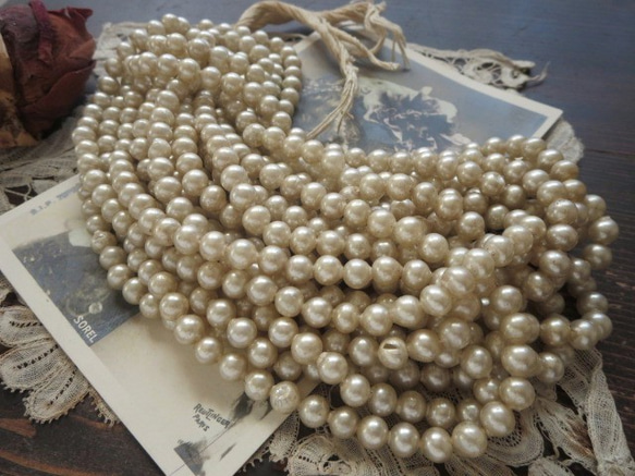 *♥Antique Souffle Glass Beads Grayish Beige 6mm １Strand*♥* 2枚目の画像