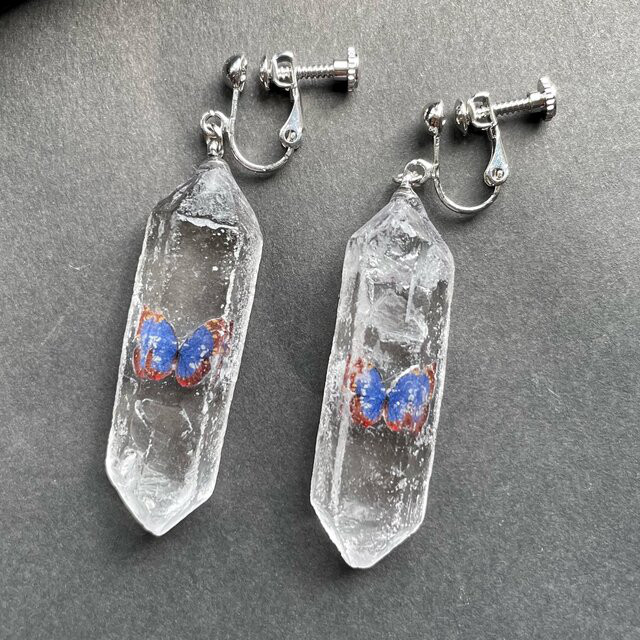 【イヤリング】水晶標本【オオムラサキ】