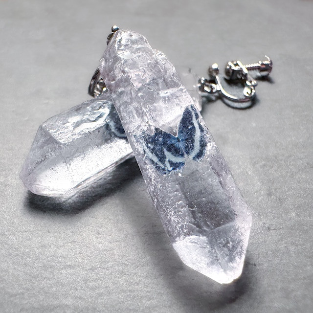 【イヤリング】水晶標本【ルリタテハ】