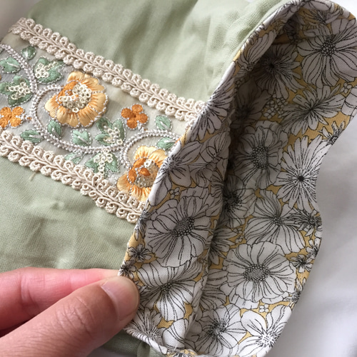 インド刺繍 リボン まんまる 丸巾着 ポーチ グリーン 巾着袋