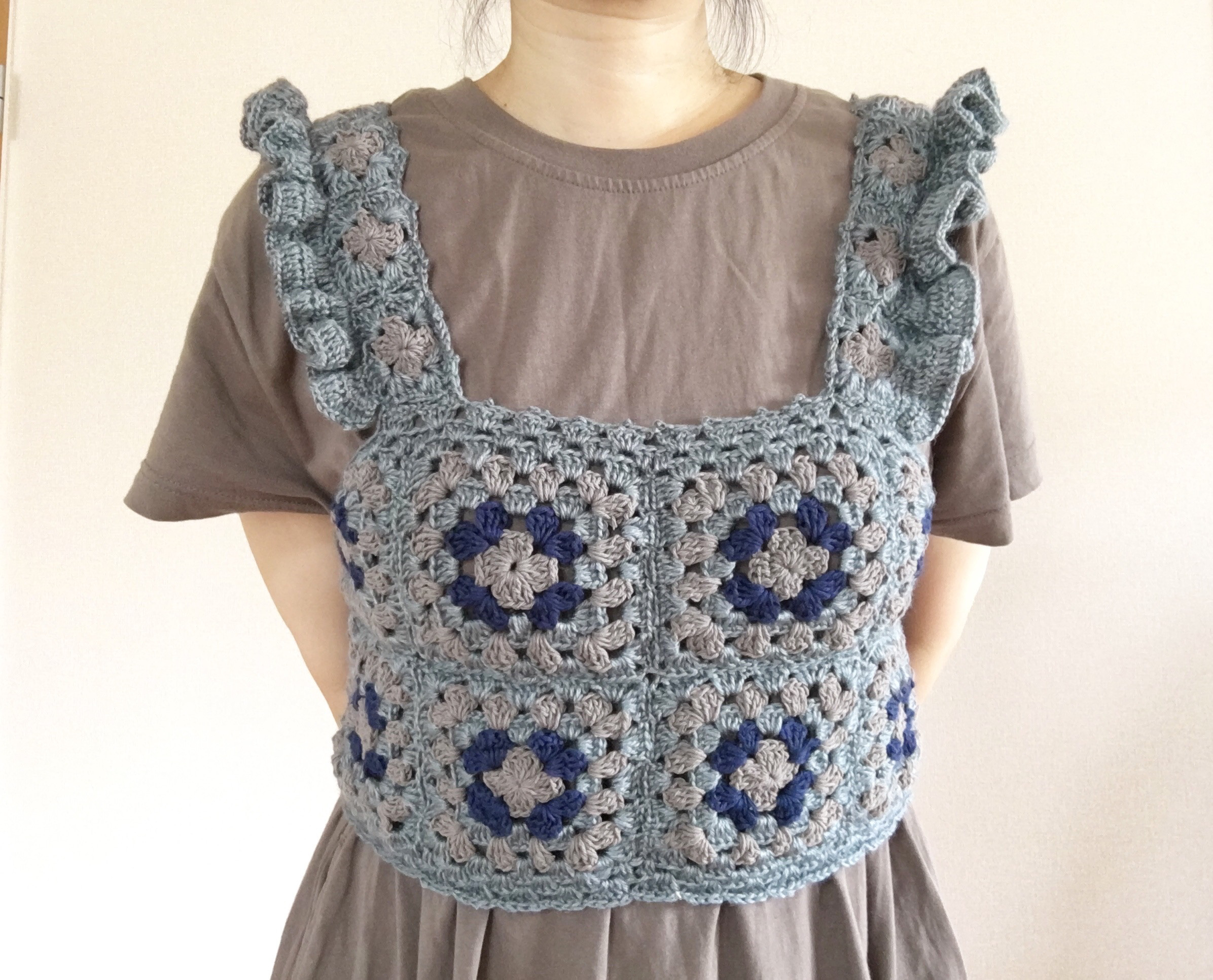 秋冬コーデ♫グラニースクエア・クロシェのレイヤードスタイル⭐︎落ち着いた大人のお色