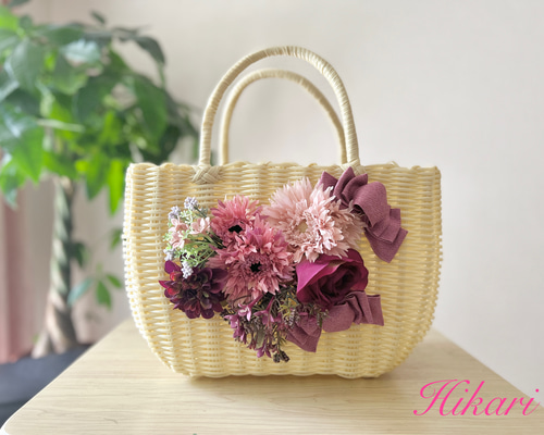 【極美品】TOCCA ✨かごバッグ　フラワー　パール　ハンドバッグ 花 ピンク 美品! TOCCA トッカ かごバッグ フラワー パール ハンドバッグ