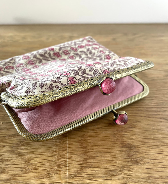 コンパクトながま口財布 がま口ポーチ リバティ スリーピングローズ ピンク 3枚目の画像