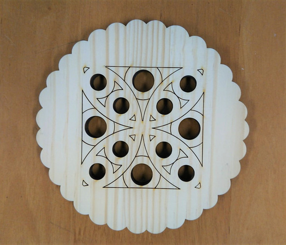 幾何学模様の鍋敷き 3枚目の画像