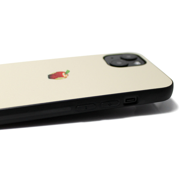 【曲げても落としても割れないガラス】iPhoneケースカバー（ベージュ×ブラック）赤リンゴ耐衝撃 15/14/13/12 8枚目の画像