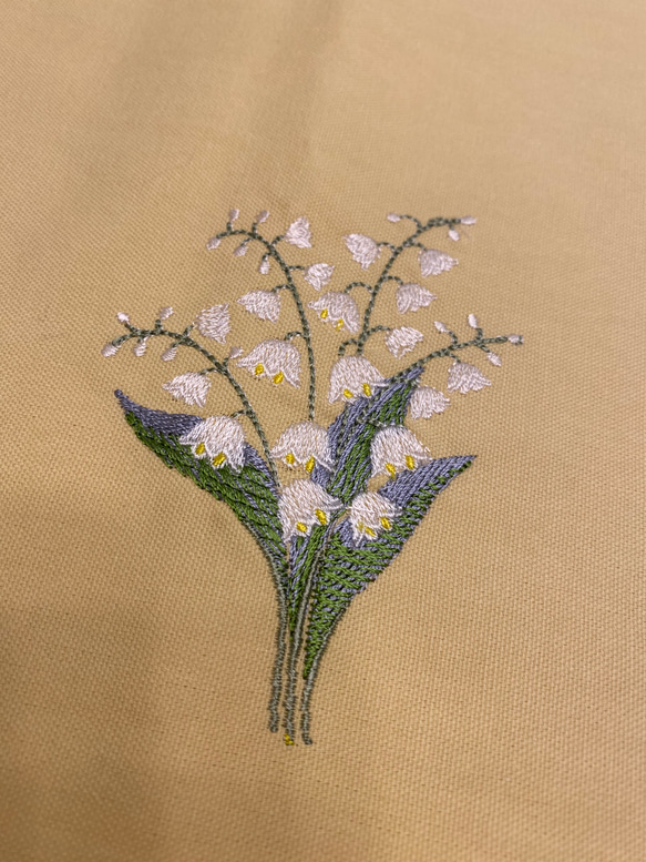 すずらん刺繍　テーブルライナー　黄色地 11枚目の画像