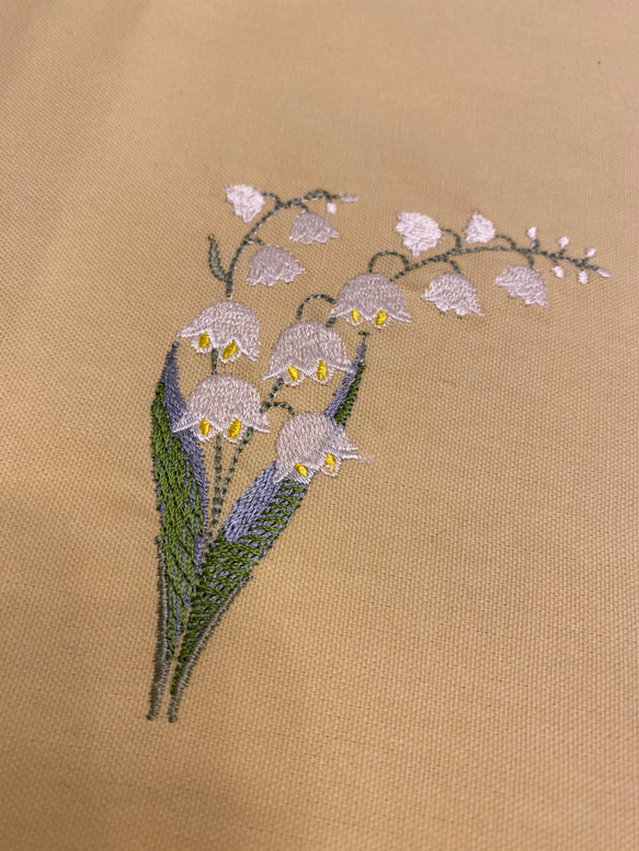 すずらん刺繍　テーブルライナー　黄色地 12枚目の画像