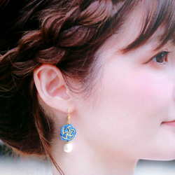 水引梅花とコットンパール　大人可愛いピアス・イヤリング《勿忘草》    和モダン 青　金  アレルギー対応 2枚目の画像