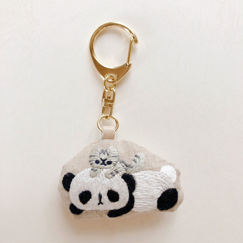パンダねこ★未使用★デニム&ダンガリー02 ワッペン 刺繍 FITH 限定数終了】KEITAMARUYAMA30thコラボレーションinラフォーレ
