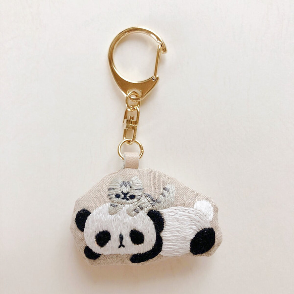 熊貓和貓刺繡鑰匙扣 第2張的照片