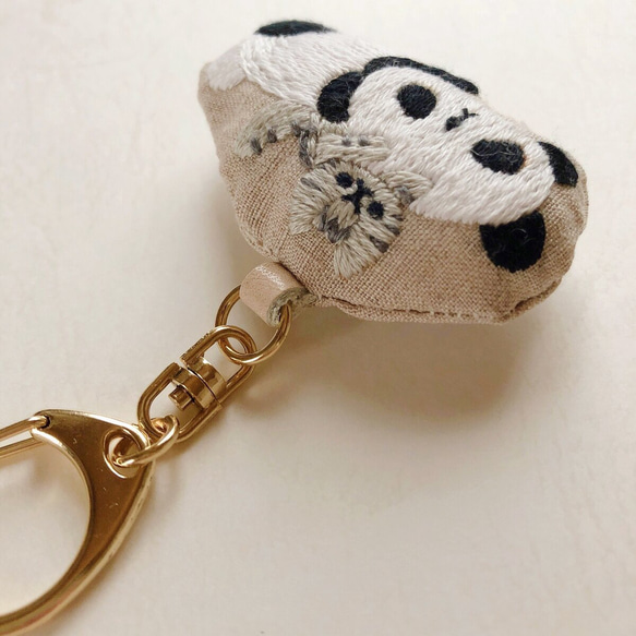 熊貓和貓刺繡鑰匙扣 第4張的照片