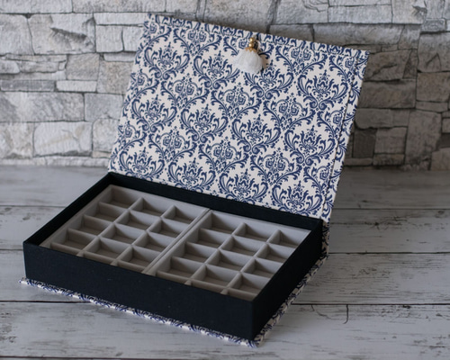 アクセサリー収納箱(大) ダマスク柄 リング ピアス ネックレス 収納