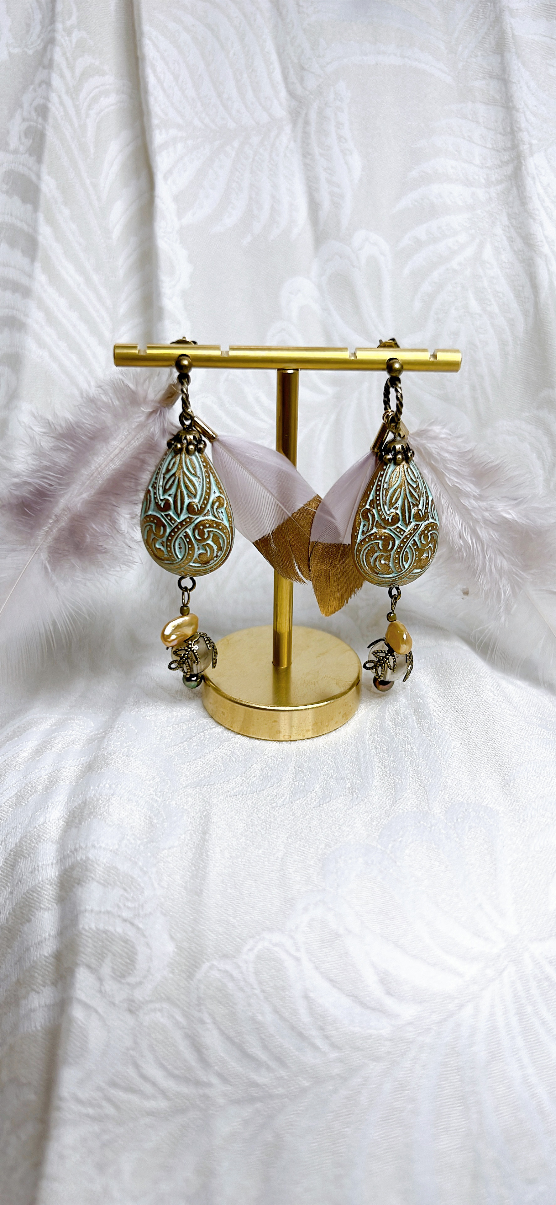 青い鳥　〜  Blue bird 〜　天然フェザーのピアス