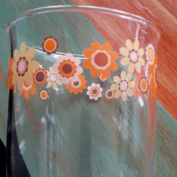 レトロなお花のペアビアグラス 4枚目の画像