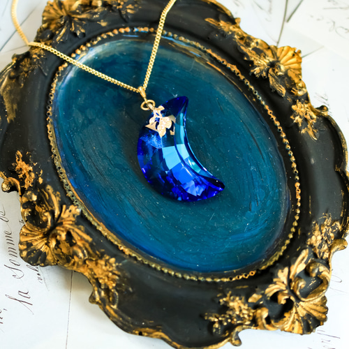 夢見月のかけら】クリスタルブルームーンのネックレス 金具の色が選べ