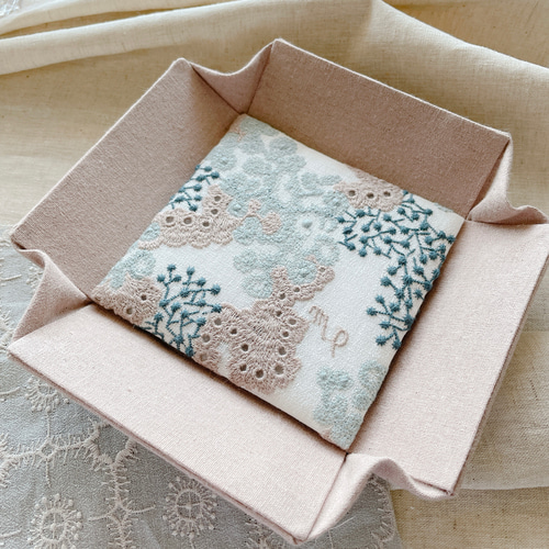 ミナペルホネン ⚮̈﻿ トレイ 羽型 ミナペルホネン トレイ ミナペルホネン ⚮̈﻿ トレイ 羽型 トレイ Round