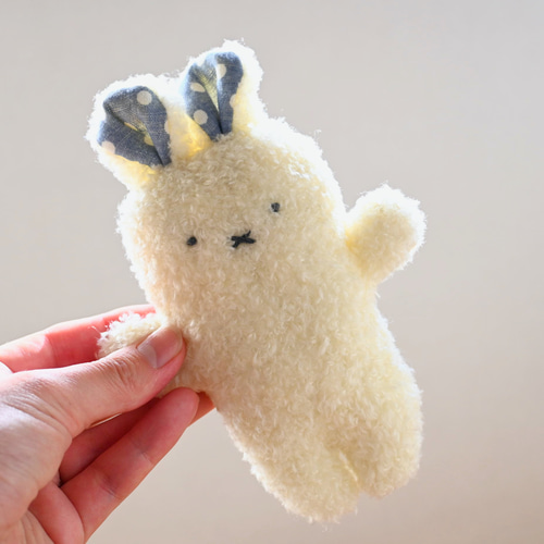 うさシュークリームちゃん ハンドメイド ぬいぐるみ ちいかわ ぬいぐるみBIG big ガチャガチャ うさぎ