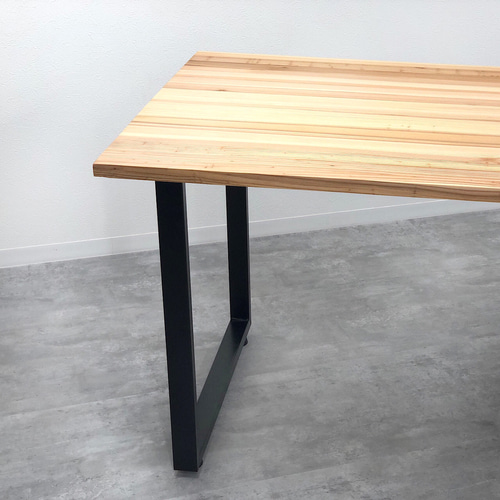 dining table ダイニングテーブル デスクテーブル 無垢 杉 節なし THE TABLE / 無垢 杉 × Black Steel – KANADEMONO