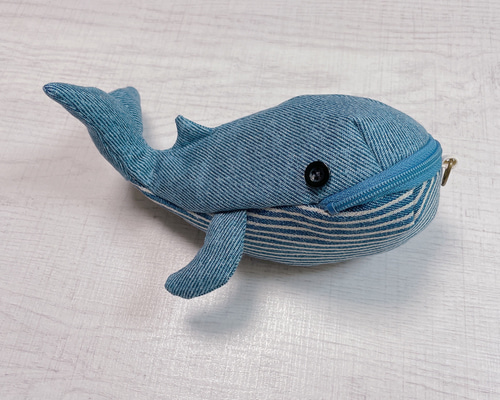 クジラポーチ 紺色 ポーチ まぁ・海のポケット mashiroten 通販