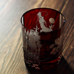 切子ロックグラス「昇り龍・銅赤桜」 4枚目の画像