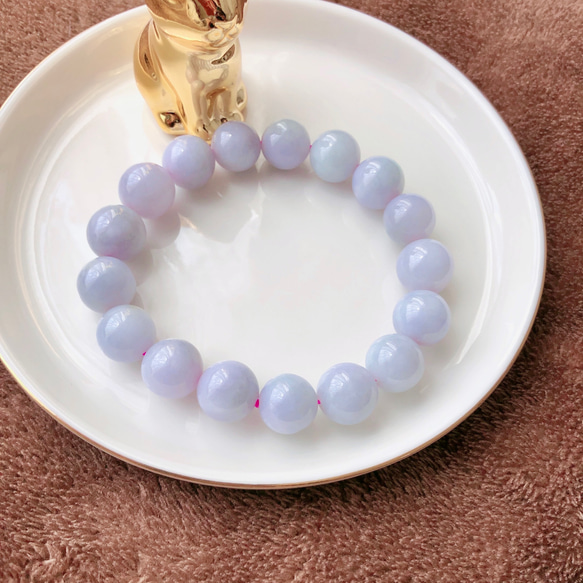 ミャンマー産 天然本翡翠A貨 ラベンダー色 玉兔チャーム付き