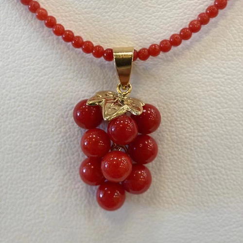 珊瑚 サンゴペンダント ぶどう 葡萄 18金 刻印あり 日本製 ネックレス