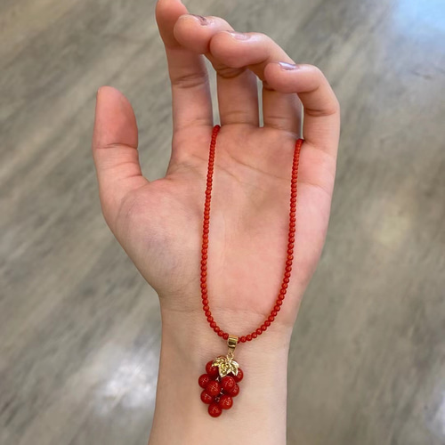 珊瑚 サンゴペンダント ぶどう 葡萄 18金 刻印あり 日本製