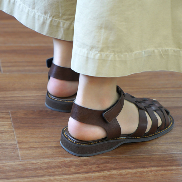 時尚，易於步行 古爾卡涼鞋 平涼鞋 日本製 (PAINF)【接單後製作：15～24天】 第7張的照片
