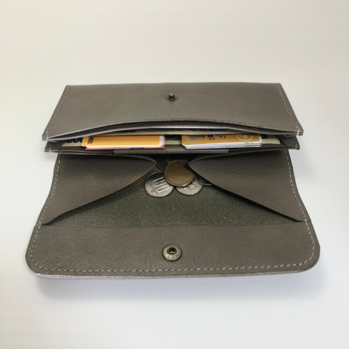 人気モデル】【送料無料】スリムギャルソンウォレット 姫路レザー