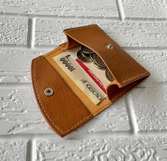 ちょいスリムなミニ財布 ✨オイルレザー　こんがりブラウン　キャメル 16枚目の画像