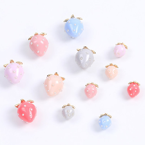 即日可能】いちごチャーム イチゴ ストロベリー クリア いちご 苺  