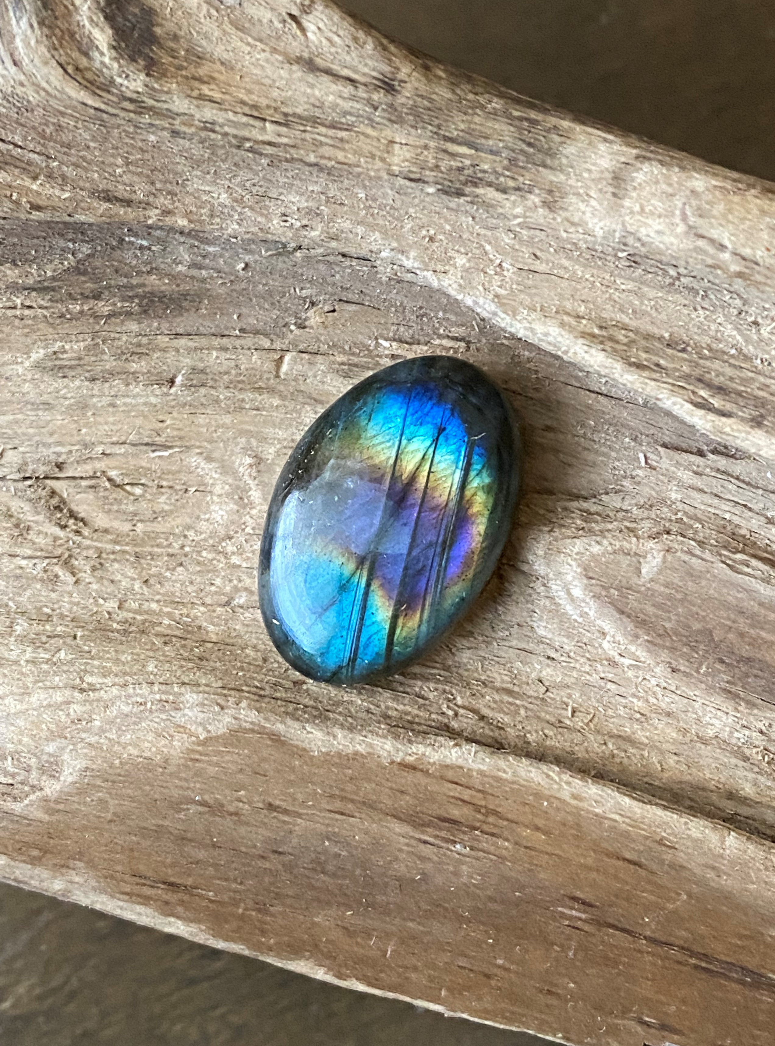 クールビューティ オーバル Labradorite ルース 16 天然石