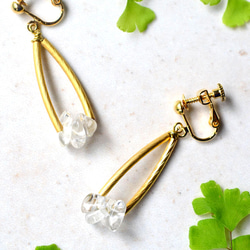 最小清潔石英耳環 水晶耳環 可替換鈦耳環 免費送貨 免費包裝 第2張的照片