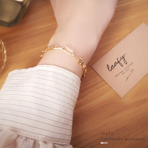 スクエアチェーンブレスレット ゴールドカラー｜ハンドメイド