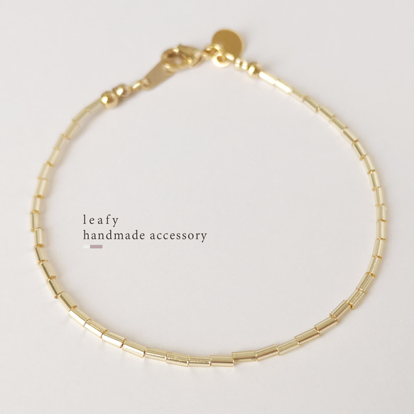 ゴールドビーズの華奢ブレスレット ゴールドカラー｜ハンドメイド