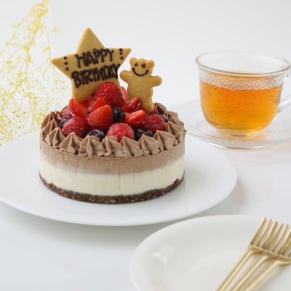 お祝い　お誕生日にいかがですか！グルテンフリー ヴィーガンスイーツ RAWチョコケーキ15cmホール 2枚目の画像