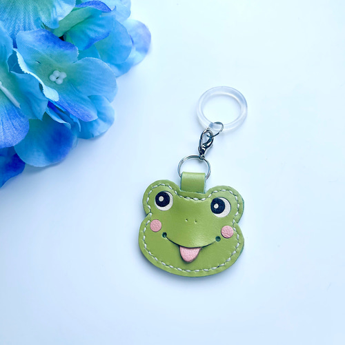 本革】☆.｡.:*・幸せを呼ぶ☆.｡.:*・可愛いカエルのアンブレラマーカー