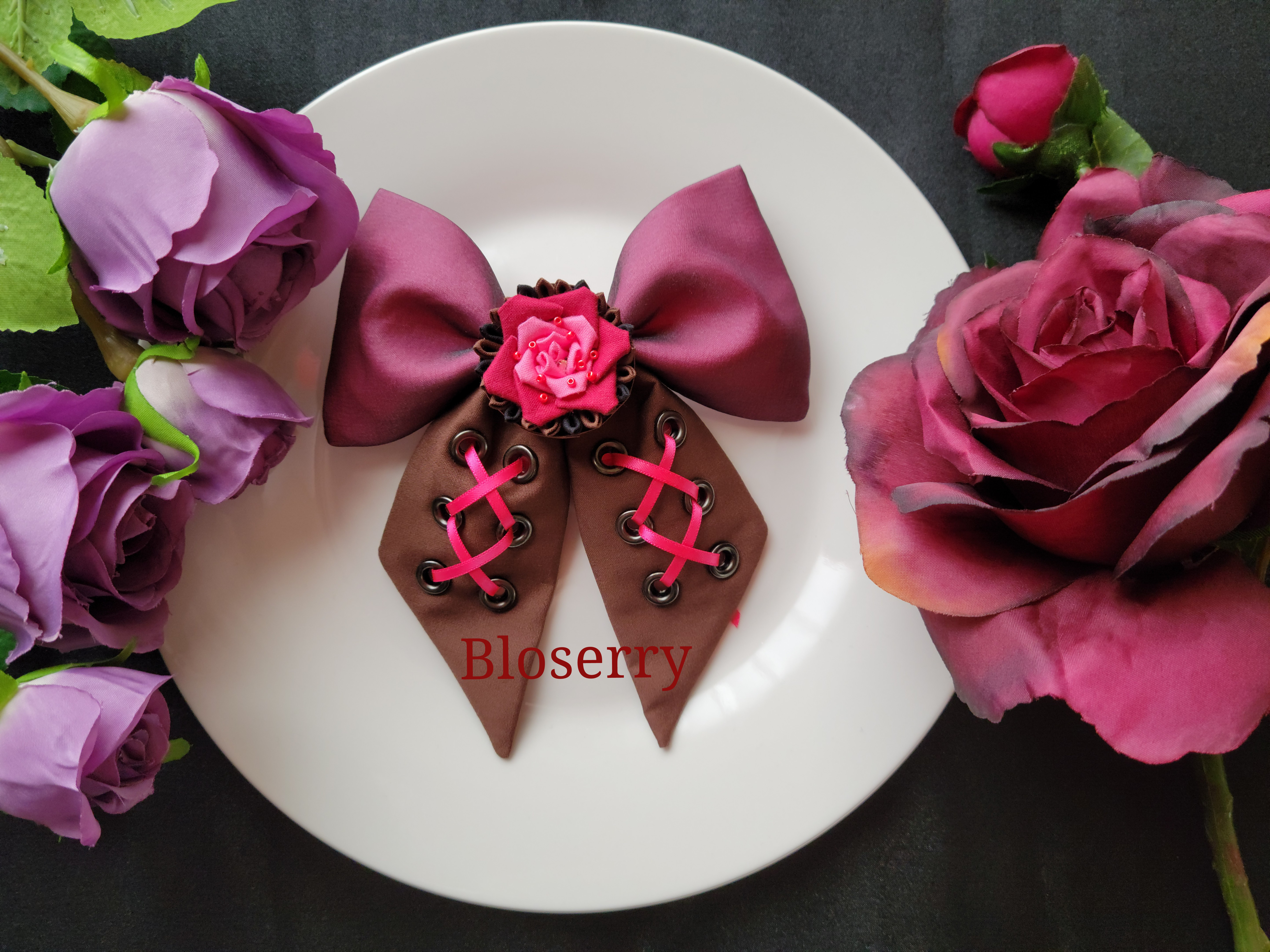 ピンクベリータルトリボン　編み上げ　クリップ横