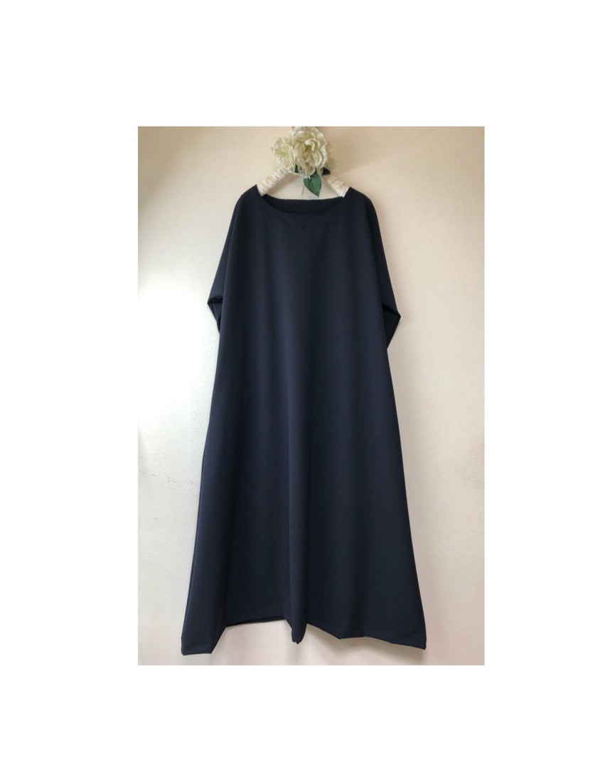 ❤️縦にも横にも抜群のストレッチ❤️伸縮回復率80%以上でｼﾜが元通り! ❤️Aﾗｲﾝ❤️紺♡フォーマル