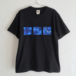 手描き北斗七星柄Tシャツ ブラック 七つ星 宇宙 星座 1枚目の画像