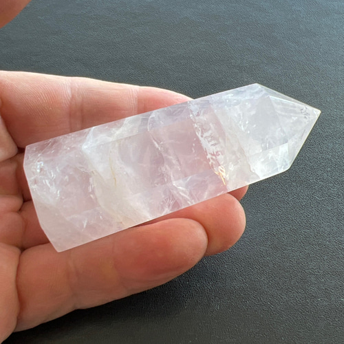 20%OFF ローズクォーツ ポイント 77mm ポイント tg567 天然石 pinky
