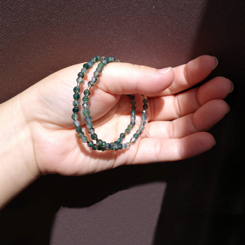 Moss Agate／森の中にいるような清々しいグリーン モスアゲート