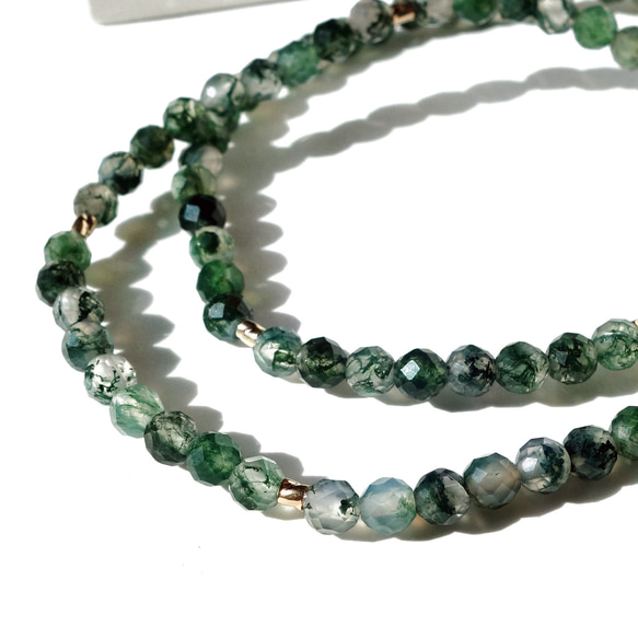 Moss Agate／森の中にいるような清々しいグリーン モスアゲート（カット玉）極小粒ブレスレット／Little／リト 2枚目の画像