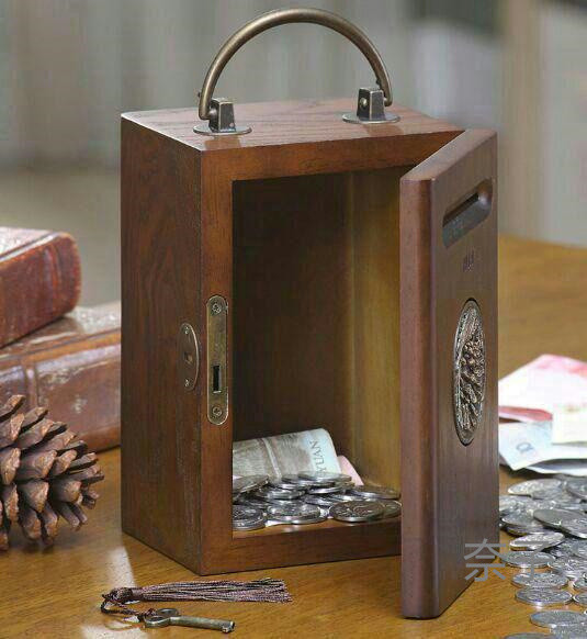 貯金箱 木の実のモチーフ 鍵付き 木製 レトロ ナチュラル雑貨 (どんぐり)6 貯金箱 木の実のモチーフ 鍵付き 木製 レトロ ナチュラル雑貨z