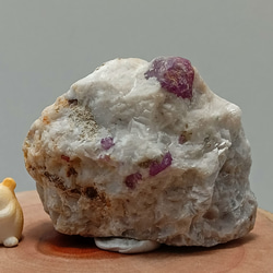 ルビー on 母岩 天然石　RBDM-009 10枚目の画像