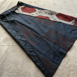 アンティーク大島紬の巻きスカート　サロン　オーバースカート　きものリメイク 7枚目の画像