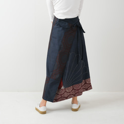 アンティーク大島紬の巻きスカート　サロン　オーバースカート　きものリメイク 4枚目の画像
