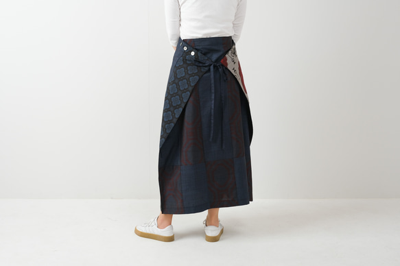 アンティーク大島紬の巻きスカート　サロン　オーバースカート　きものリメイク 3枚目の画像